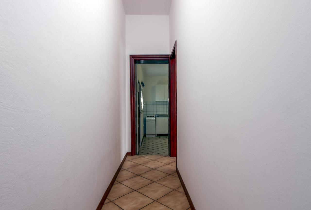 Family Friendly Apartments With A Swimming Pool Valbandon, Fazana - 2201 Štinjan Екстериор снимка